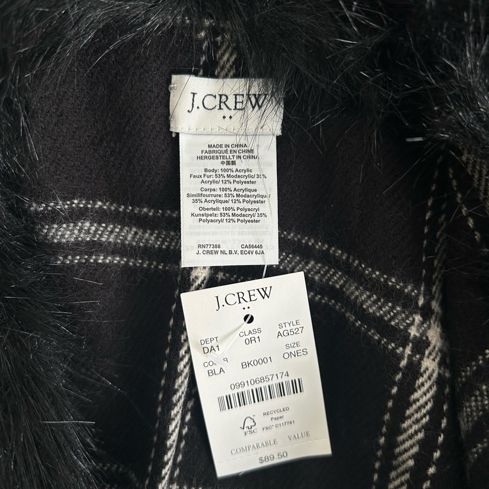 NEW J.CREW Cape With Black Faux Fur Collar Plaid Black/White ONE SIZE - Picture 7 of 11